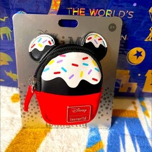 Disney nuimos cupcake back pack!!